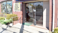 春日薬局城陽駅前支店の入口