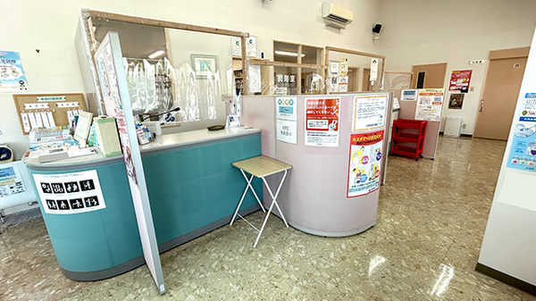 三恵薬局浜線店の受付/カウンター