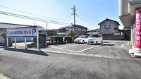 たんぽぽ薬局の駐車場