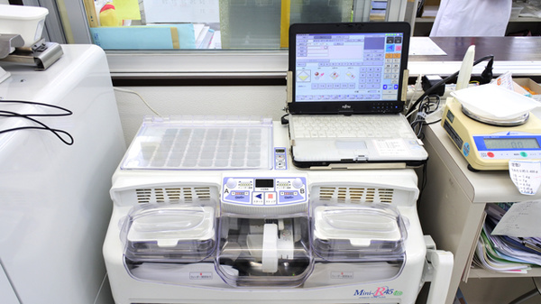 ふぁいん薬局　北成島の調剤器具