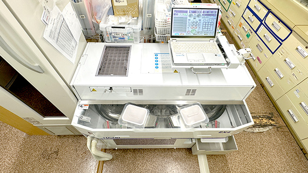 栄寿薬局の調剤器具