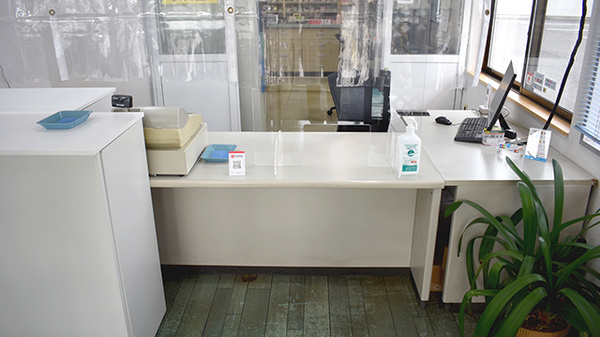 宝泉東薬局の受付/カウンター