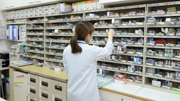 アプコセンター薬局の作業風景