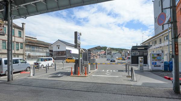 アプコセンター薬局の駐車場