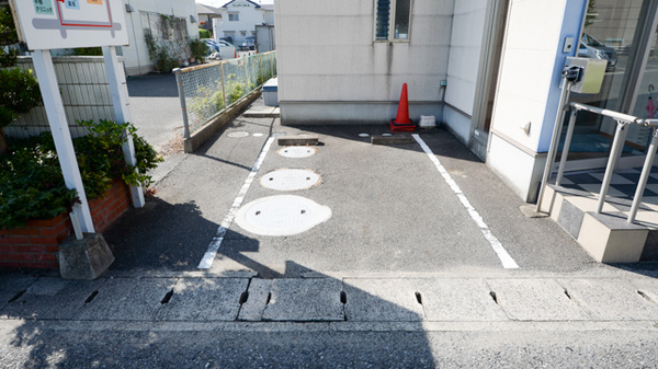 アプコ高須薬局の駐車場