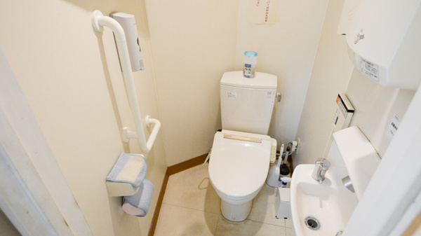 アプコ中央薬局のお手洗い