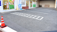 ときわ薬局宮沖店の駐車場