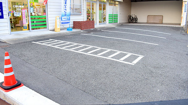 ときわ薬局宮沖店の駐車場