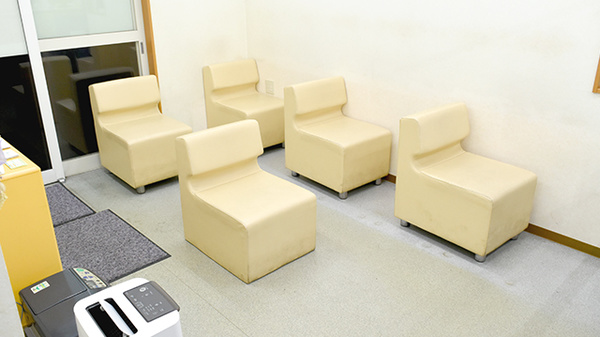 なごみ薬局の待合スペース