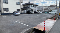 ゆめ薬局の駐車場