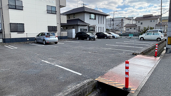 ゆめ薬局の駐車場