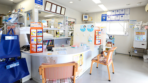 クオール薬局前田東町店の受付/カウンター