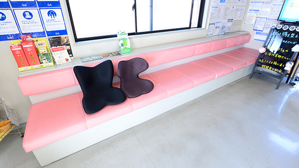 クオール薬局三木平木店の待合スペース