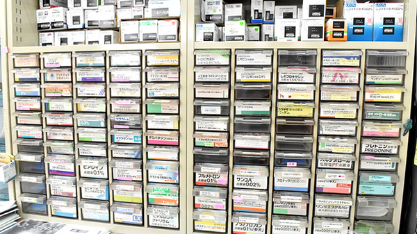 ひまわり調剤薬局高瀬の薬棚