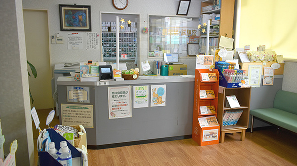 ヤマト薬局尼寺店の受付/カウンター