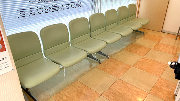 佐賀北薬局 高木瀬東店の待合スペース