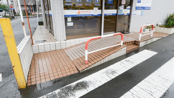 クオール薬局志木店のバリアフリー設備