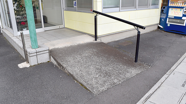 かなえ薬局のバリアフリー設備