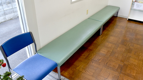 かなえ薬局の待合スペース