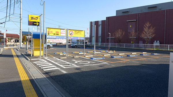 クオール薬局熊谷店の駐車場