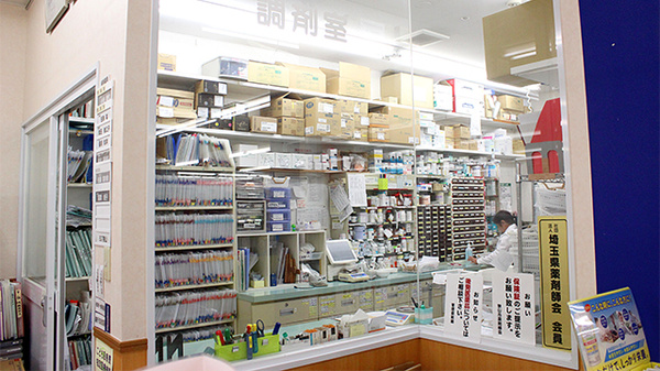 スギ薬局　狭山店の調剤室