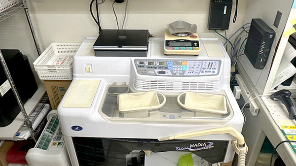 ハロー薬局　坂戸店の調剤器具