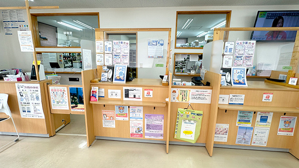 ひばり薬局国済寺店の受付/カウンター
