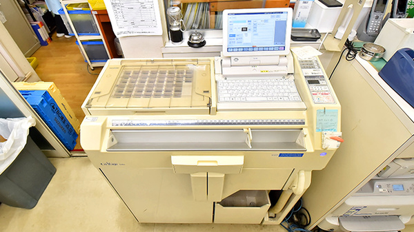 ファーマライズ薬局 原市店の調剤器具