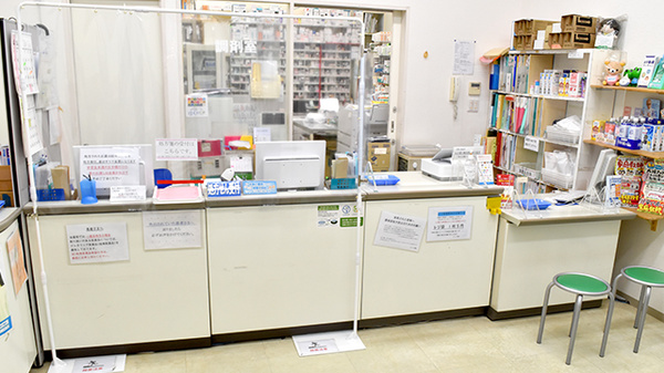 ファイン薬局八潮店の受付/カウンター