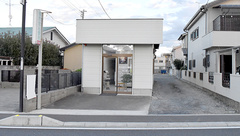 ファミリー薬局本一店の外観
