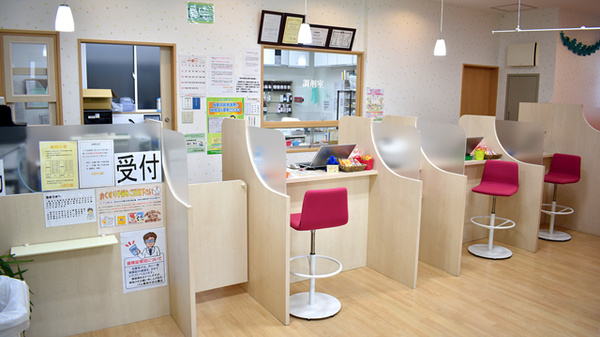 パル薬局　中央公園店の受付/カウンター