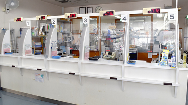 大宮タイガー薬局の受付/カウンター