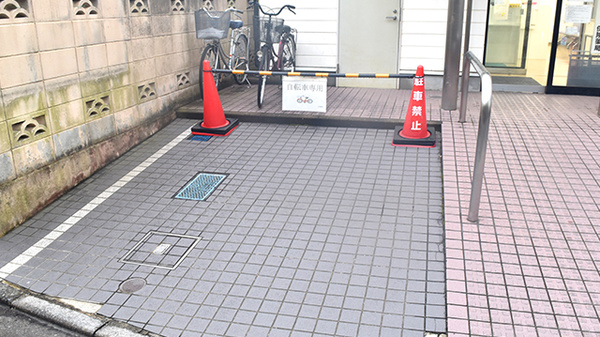 大成薬局の駐輪場