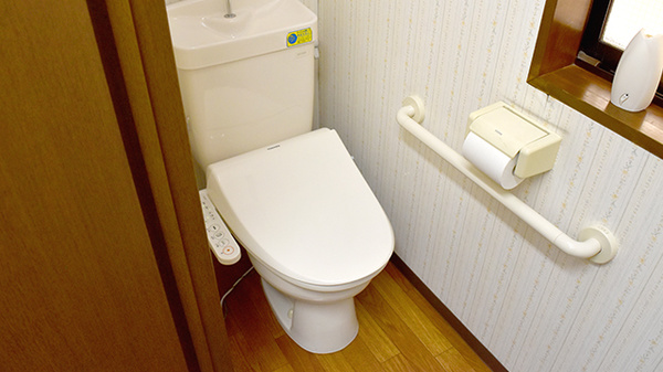 丹後薬局のお手洗い