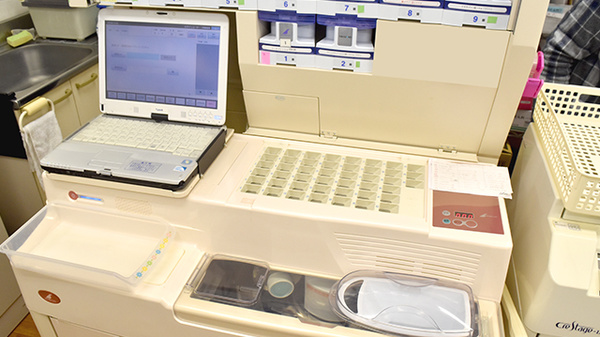 丹後薬局の調剤器具