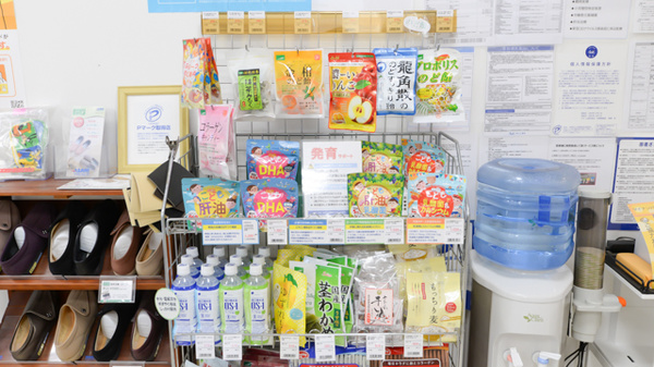 クオール薬局白岡店の飲食物