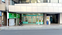 そうごう薬局 坂戸駅前店の外観