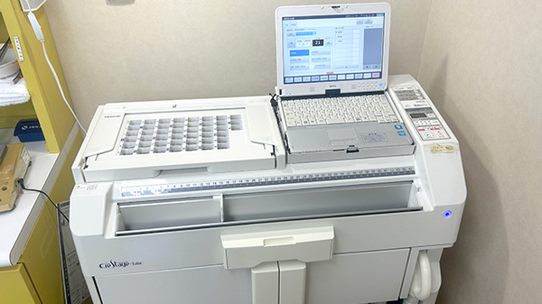 友愛薬局　鳩ケ谷店の調剤器具