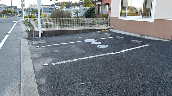 あゆみ調剤薬局日永店の駐車場