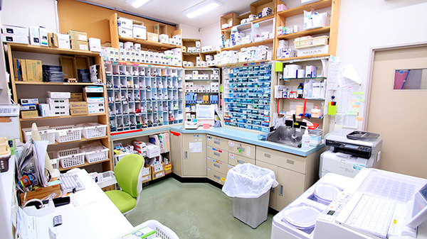 ファーマライズ薬局　磯部店の調剤室
