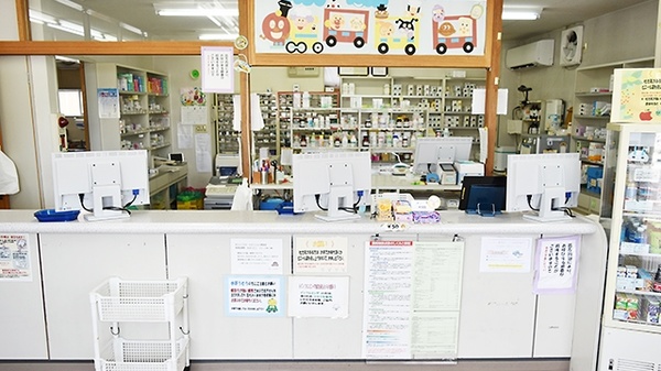 さんあい薬局　鈴鹿店の受付/カウンター