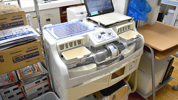 かんひちや薬局越賀店の調剤器具