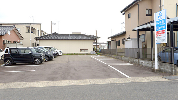 あい薬局松原南店の駐車場