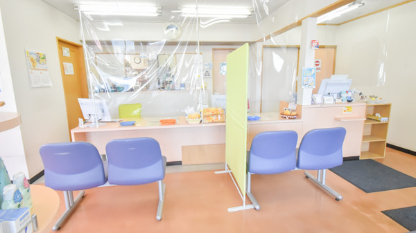 フレンド薬局東根中央店の受付/カウンター