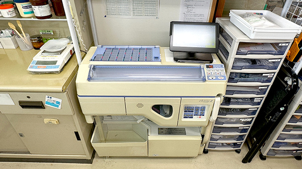 ブナの森調剤薬局河北店の調剤器具