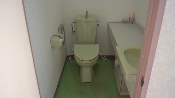 ワイズ薬局のお手洗い