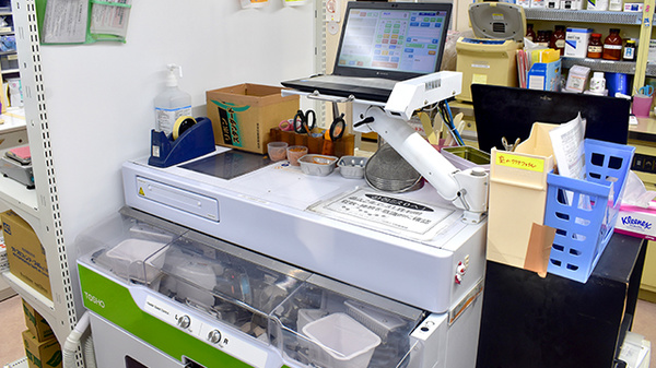 エル薬局響が丘店の調剤器具