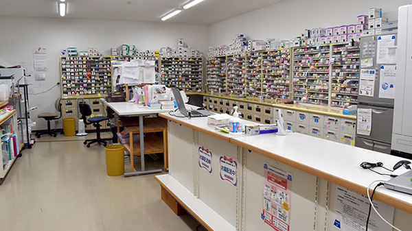 クスリのサンロード雨宮調剤薬局の調剤室