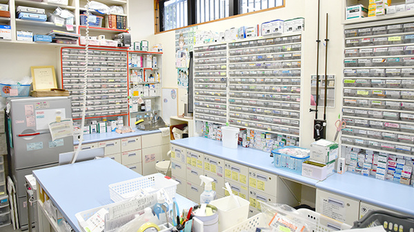 梅沢薬局の調剤室