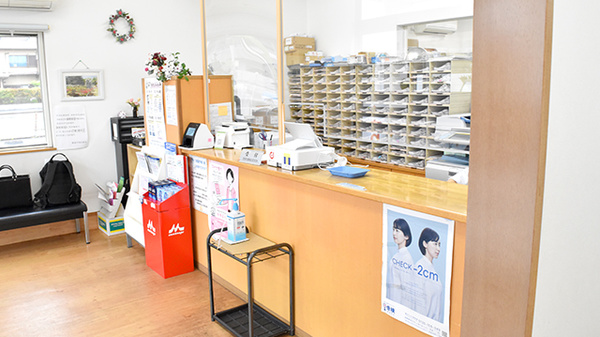 駅前すみれ薬局の受付/カウンター
